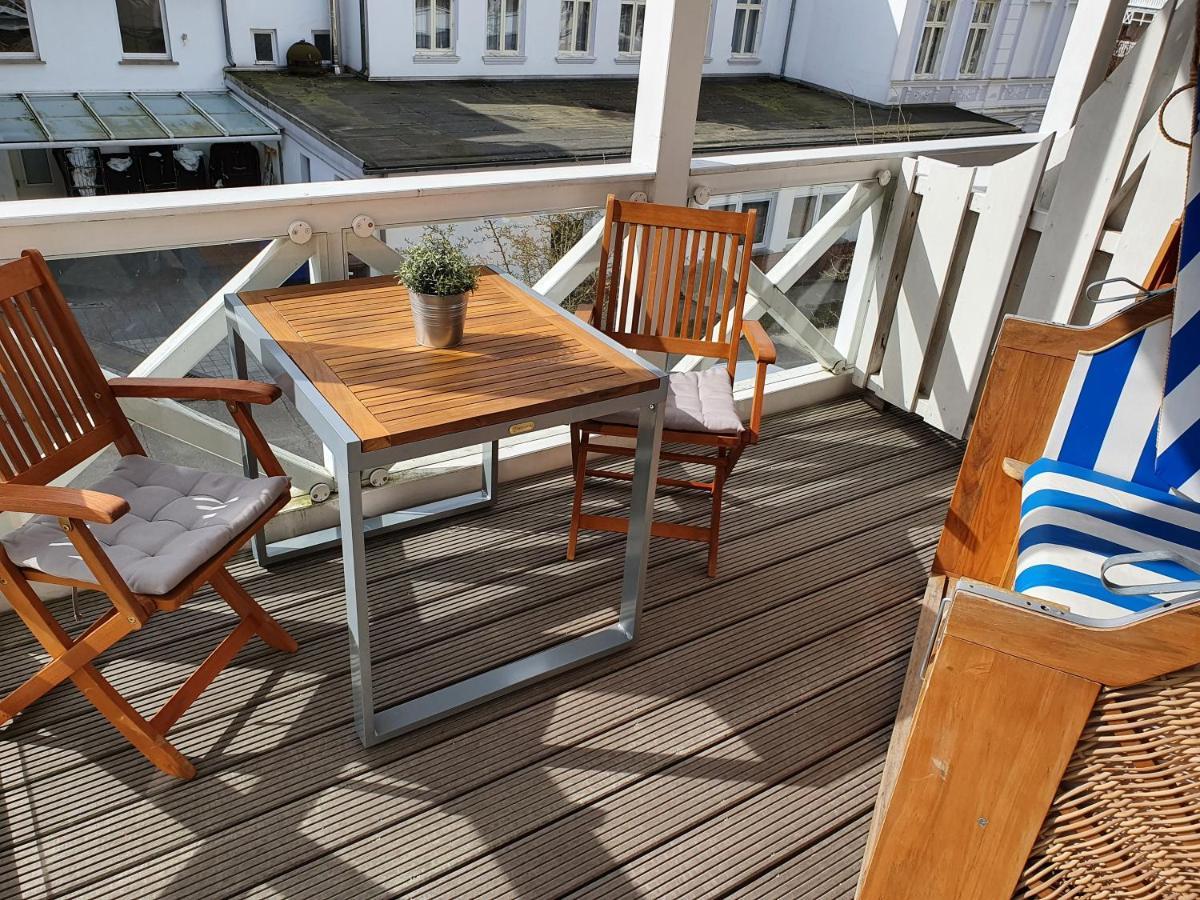 Das Appartement Inselliebe Ruegen Inkl Sauna Und 3H Taeglich Eintritt Ahoi Schwimmbad Зеллин Экстерьер фото