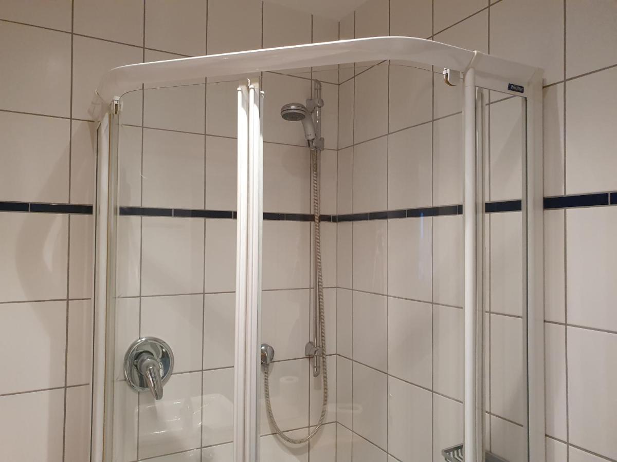 Das Appartement Inselliebe Ruegen Inkl Sauna Und 3H Taeglich Eintritt Ahoi Schwimmbad Зеллин Экстерьер фото
